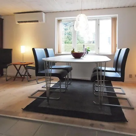 Mena - 200m From The Sea In Se Jutland By Interhome * Børkop