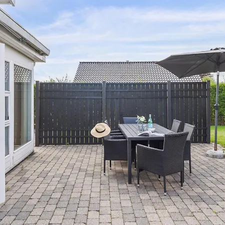 Mena - 200m From The Sea By Interhome Børkop